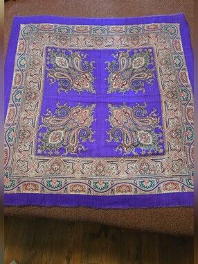 Specialty House Wool Scarf 33.5x33.5in 100% Wool Purple Paisely Green Red Tan